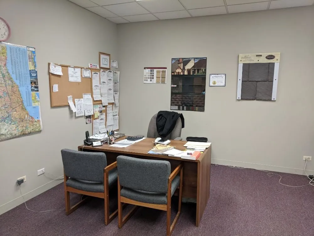 Slide of C&R Commercial Roofing