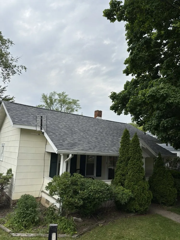 Slide of CR Construction Services