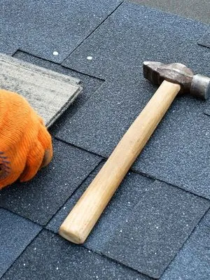 CR Lansing Roofing Logo