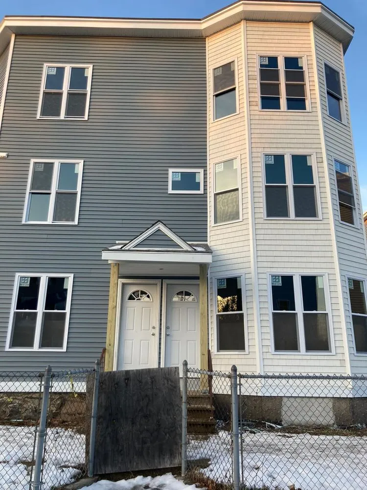 Slide of C&R Roofing