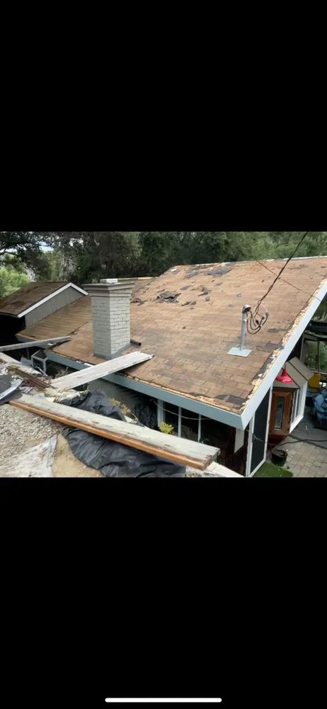 Slide of C&R Roofing