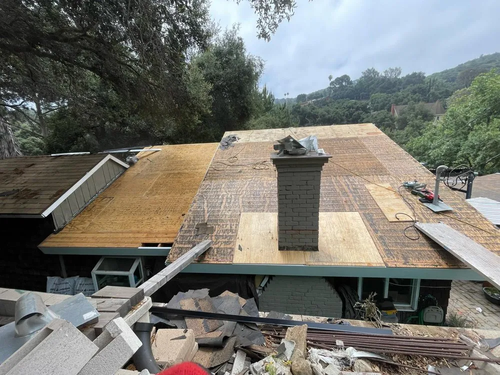 Slide of C&R Roofing