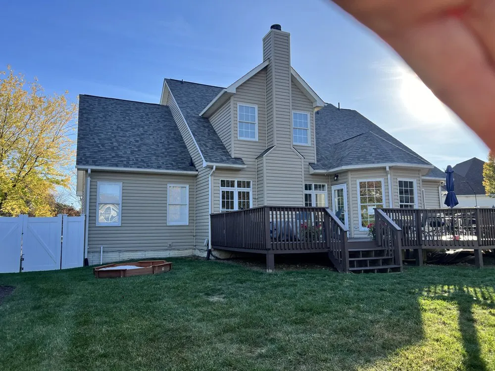 Slide of C&R Roofing