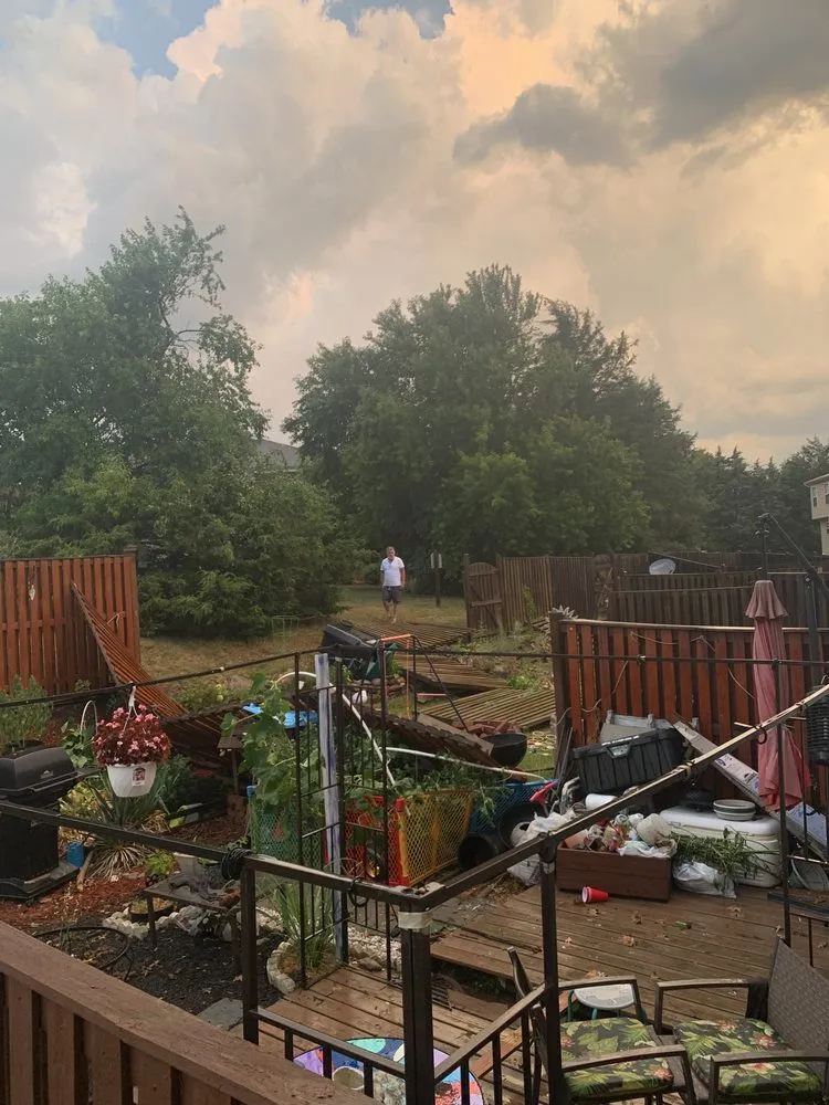 Slide of C&R Roofing