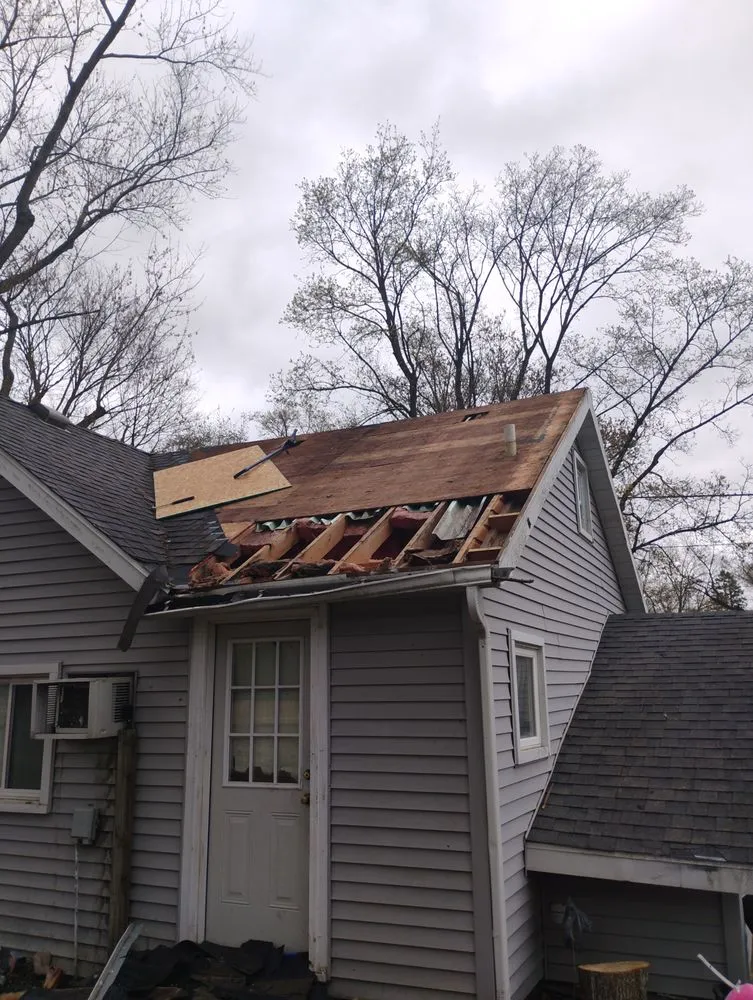 Slide of Craftmasters Roofing & Siding