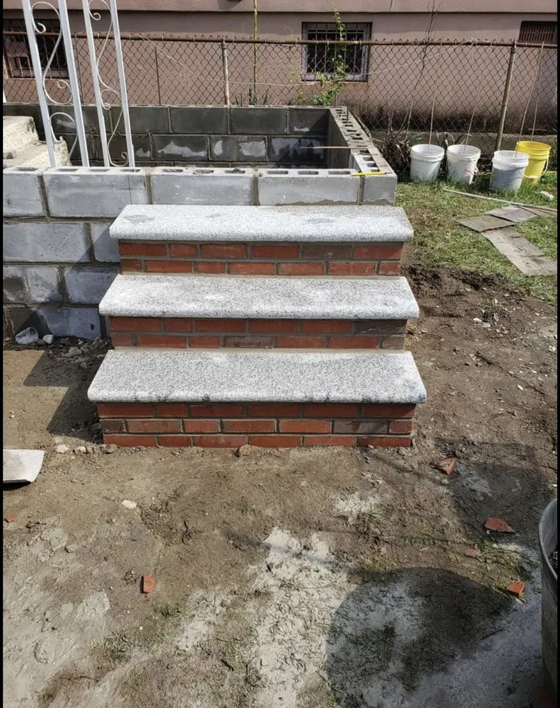 Emergency residential roofing service same-day service in Newyork, NY by Craftstone Construction