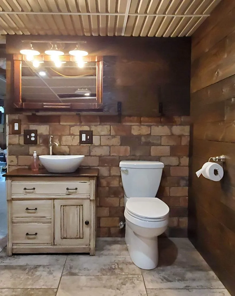 Slide of Craig's Custom Construction