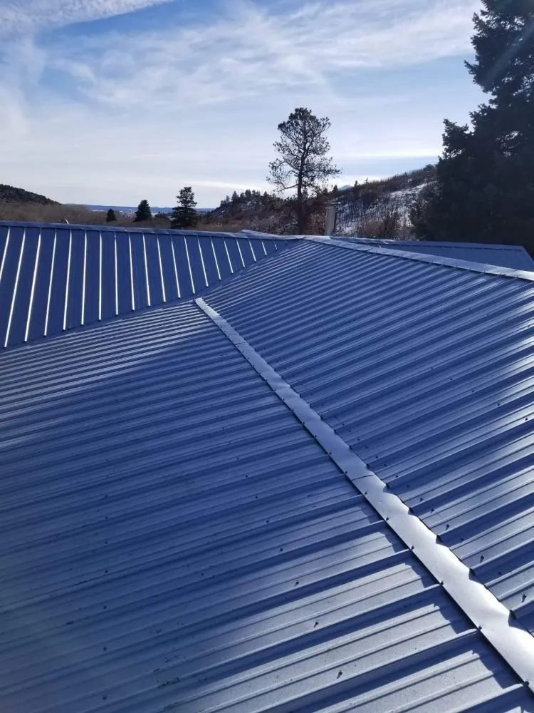 Top-rated shingle roofing service experts serving Avondale, CO - Crawford Roofing
