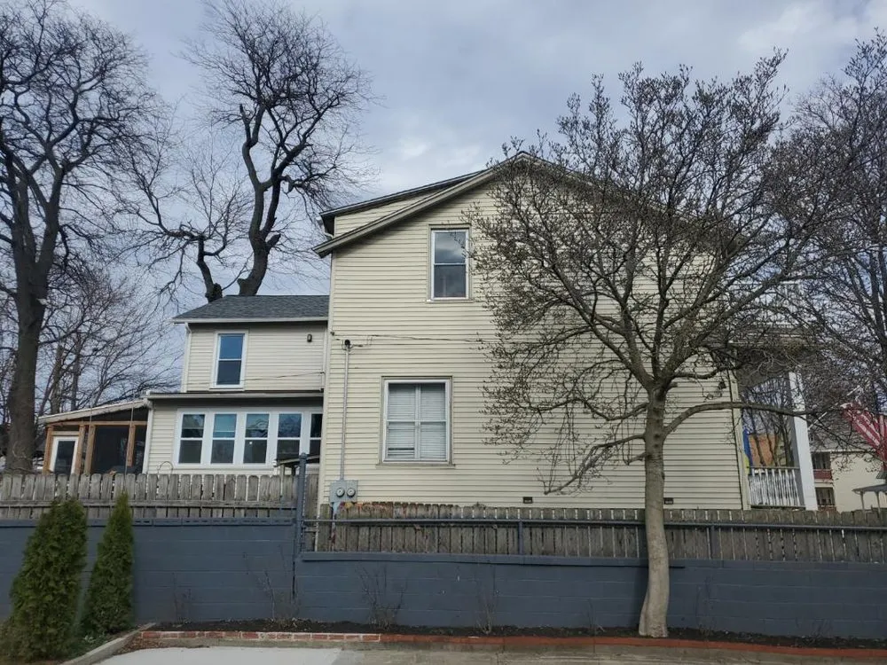 Slide of CRCT Roofing