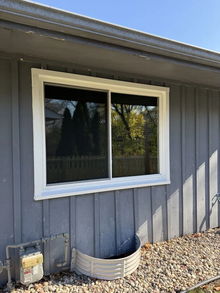 Slide of Cream City Roofing & Siding