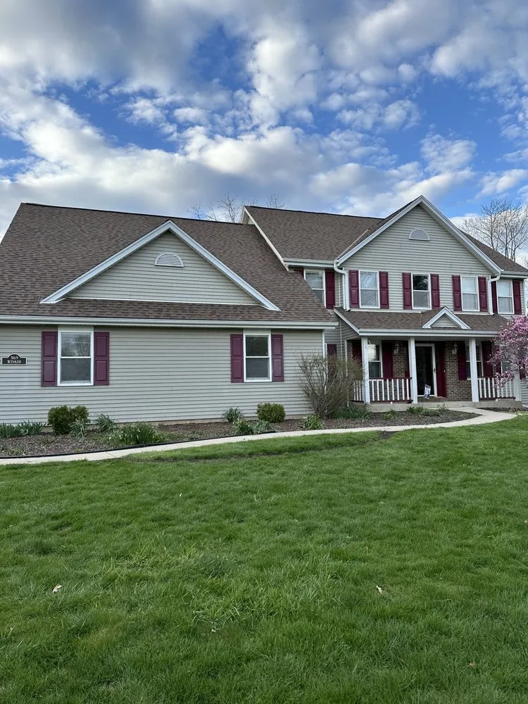 Slide of Cream City Roofing & Siding