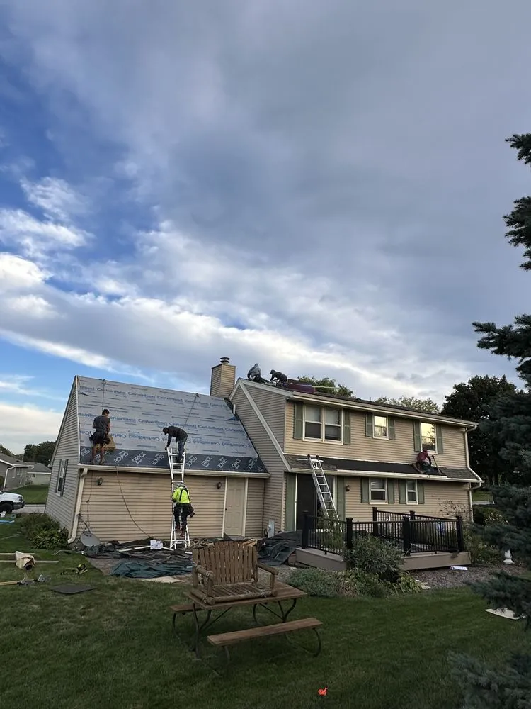 Slide of Cream City Roofing & Siding
