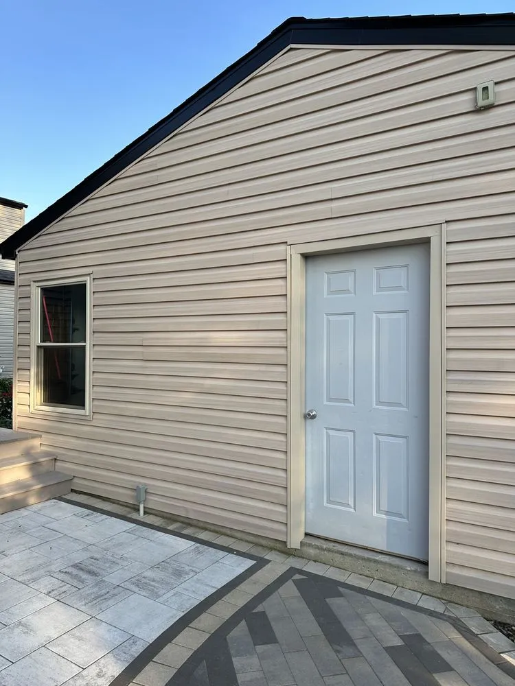 Slide of Cream City Roofing & Siding