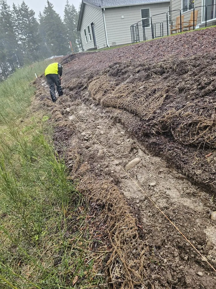 Slide of Creative Effects contracting