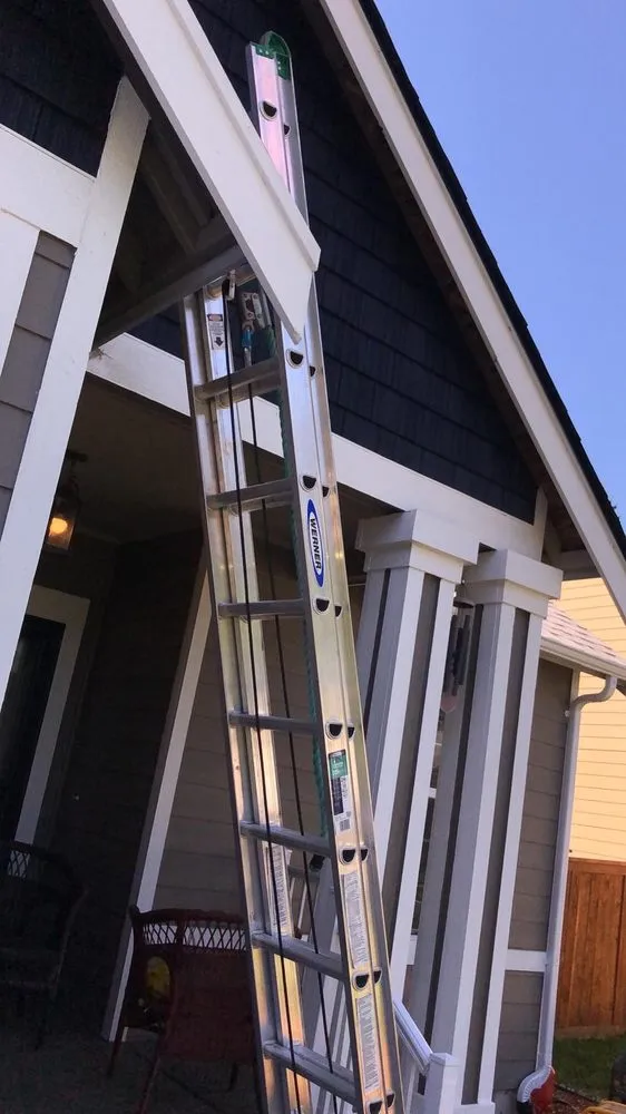 Slide of Creative Effects contracting