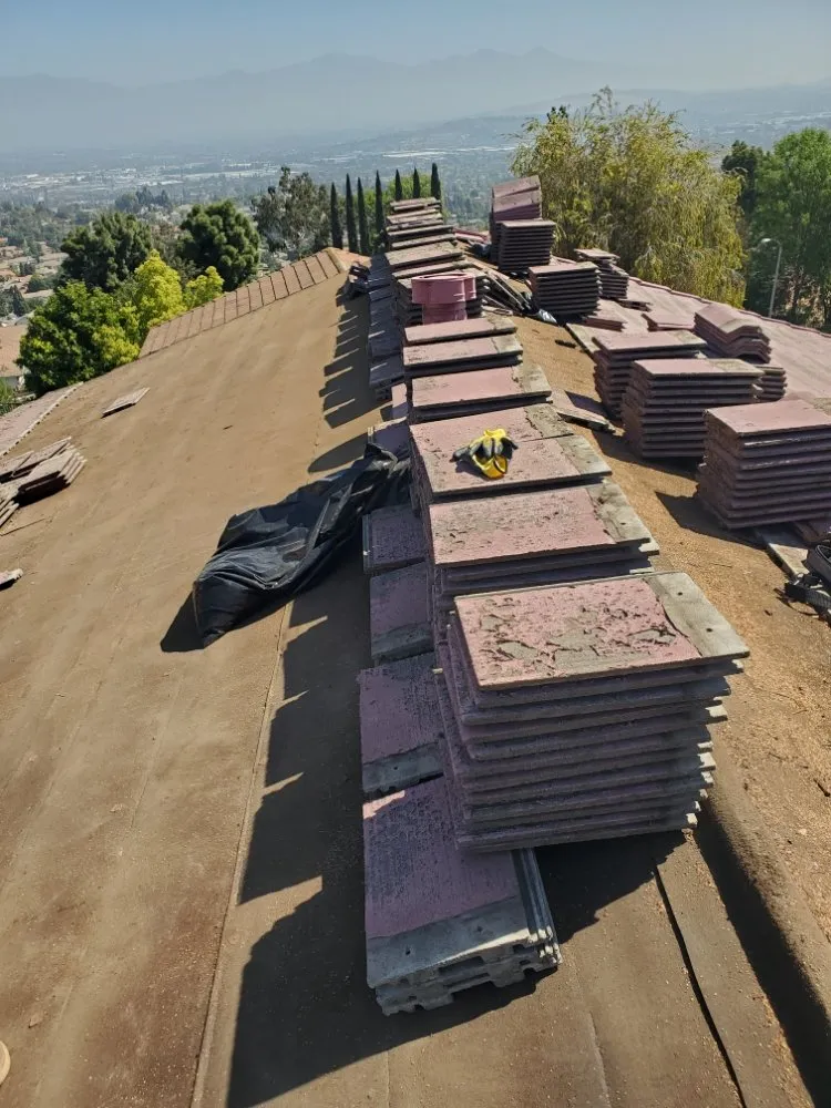 Slide of Creative Roofing