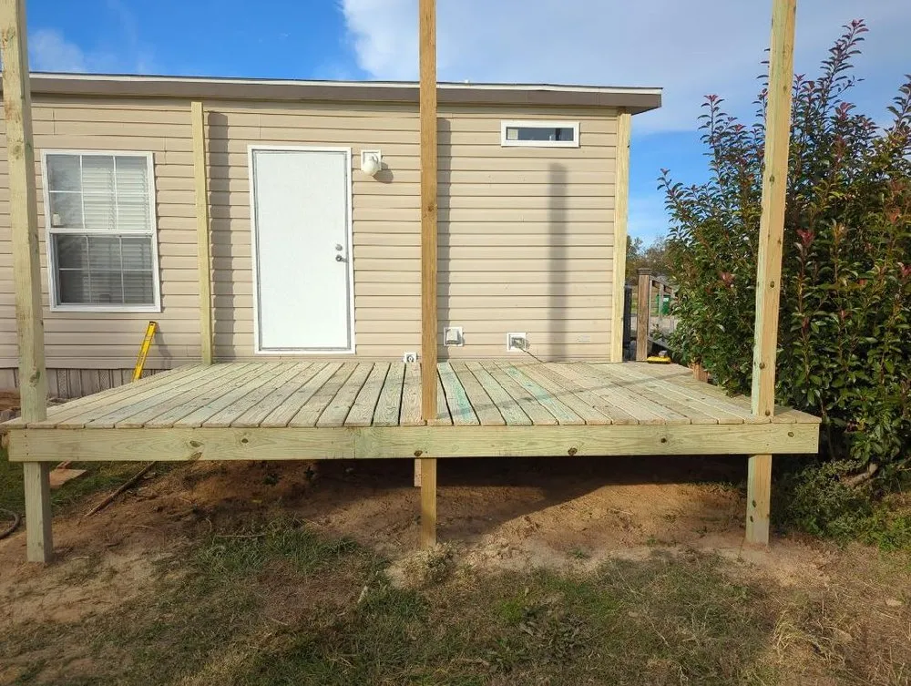 Reliable flat roof repair with free inspection across Tennessee Colony, TX - Creekside Construction