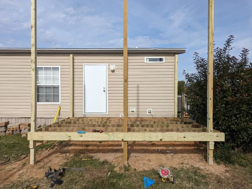 Expert flat roof repair in Tennessee Colony, TX by Creekside Construction