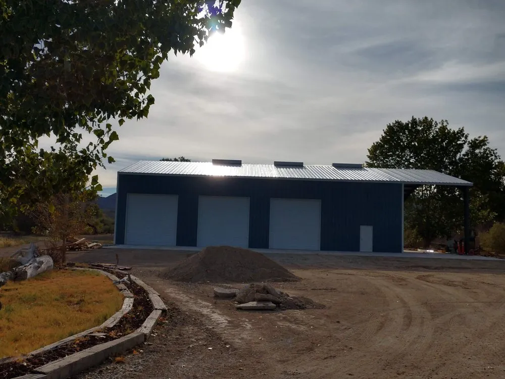 Slide of Creekside Custom Construction