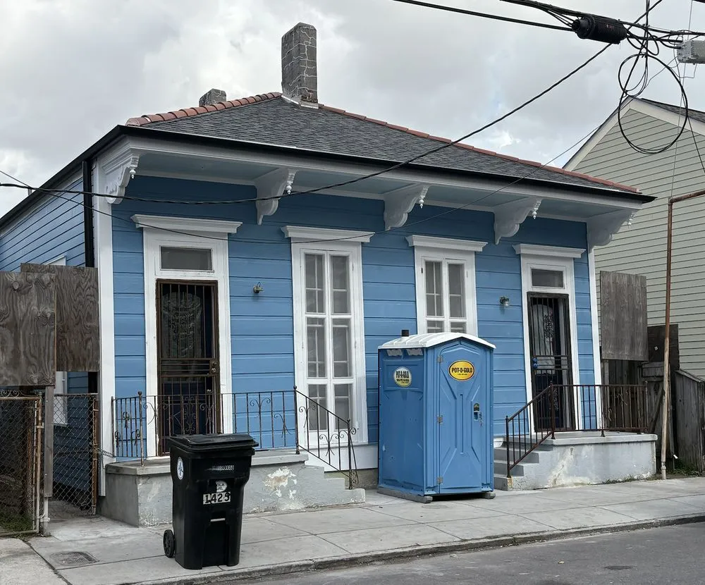 Slide of Crescent City Gutters and Exteriors