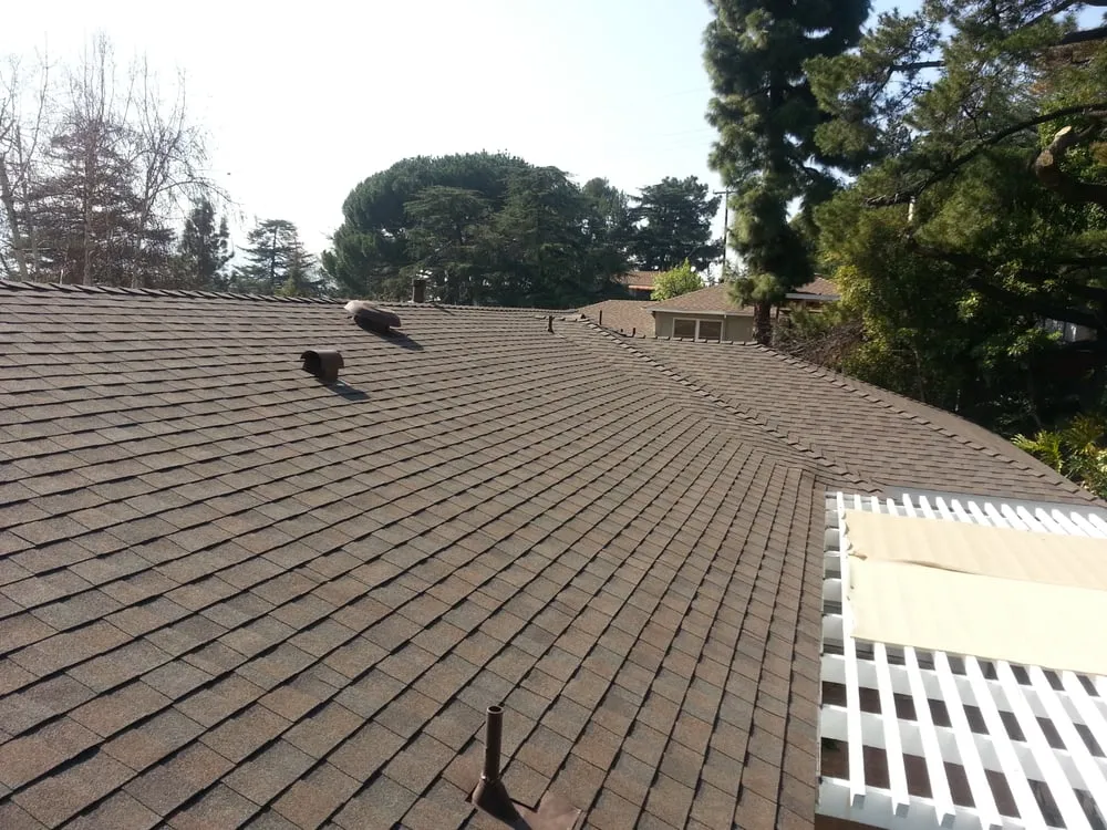 Emergency roof replacement experts serving La Crescenta, CA - Crescenta Valley Roofing