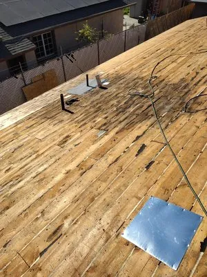 Crestwood General Contracting Logo