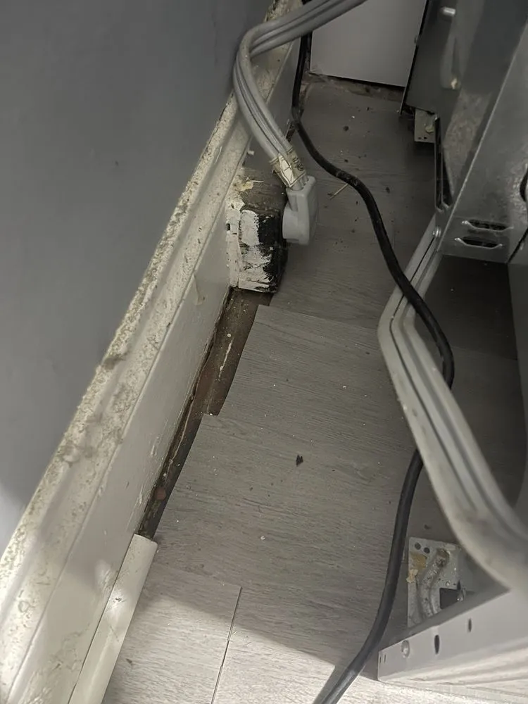 Slide of Crimson Design & Construction