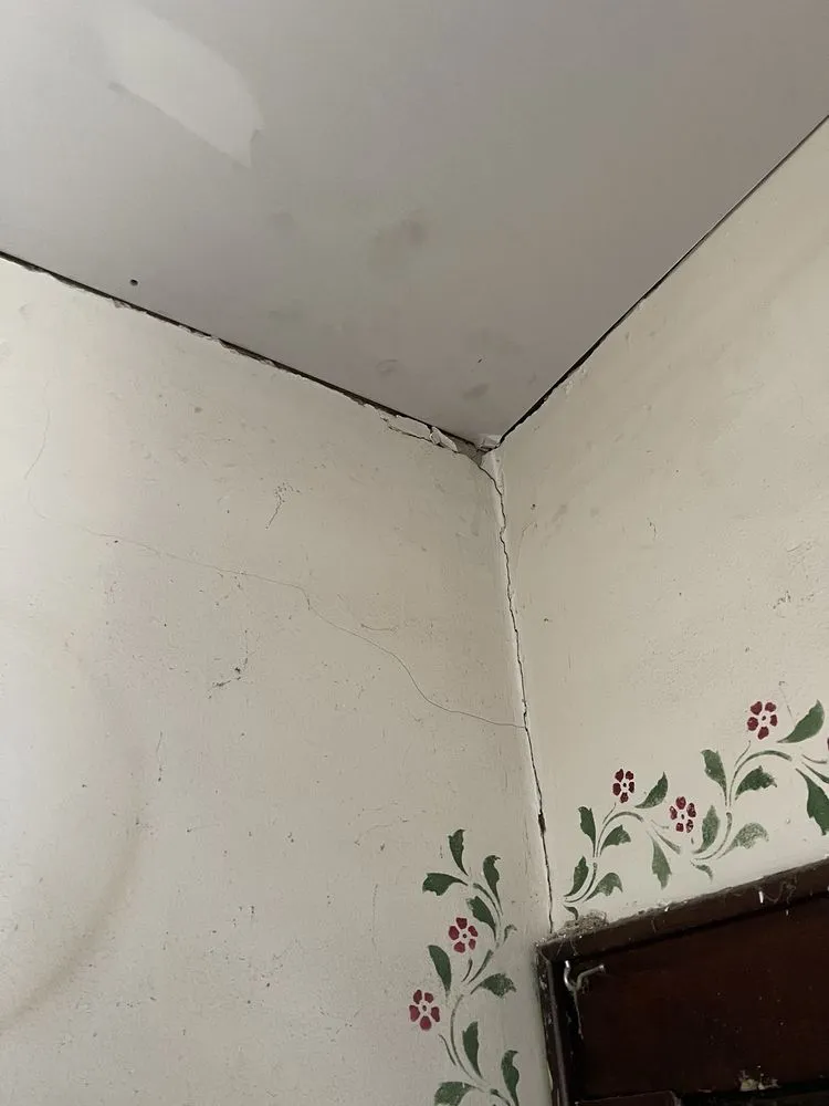 Slide of Crimson Design & Construction