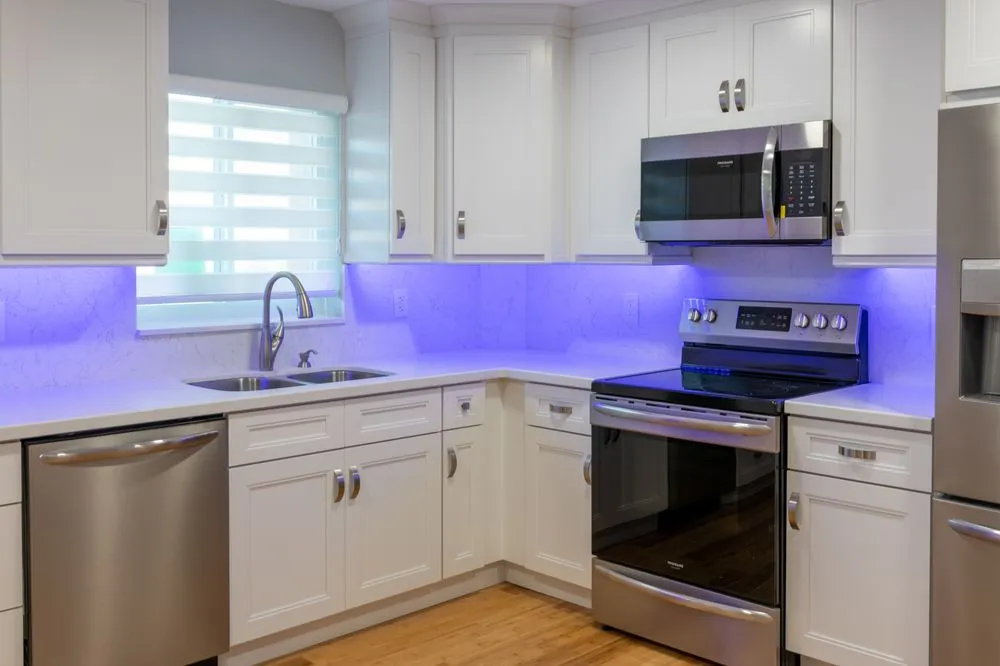 Slide of Cristal Indigo