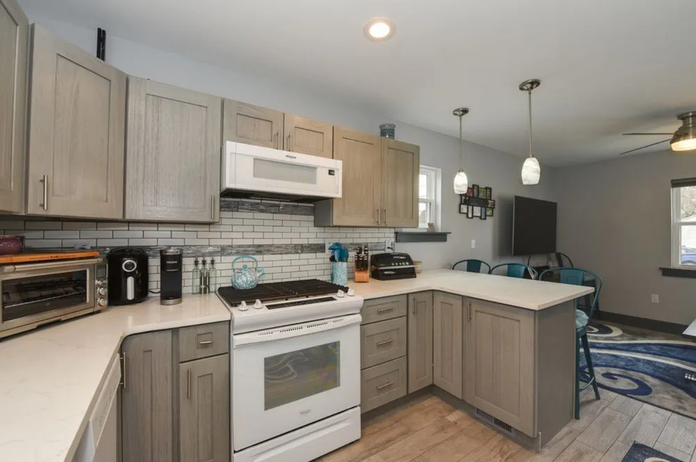 Slide of Croatan Roofing