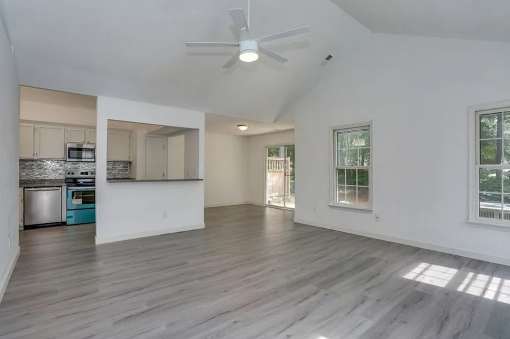 Slide of Croatan Roofing