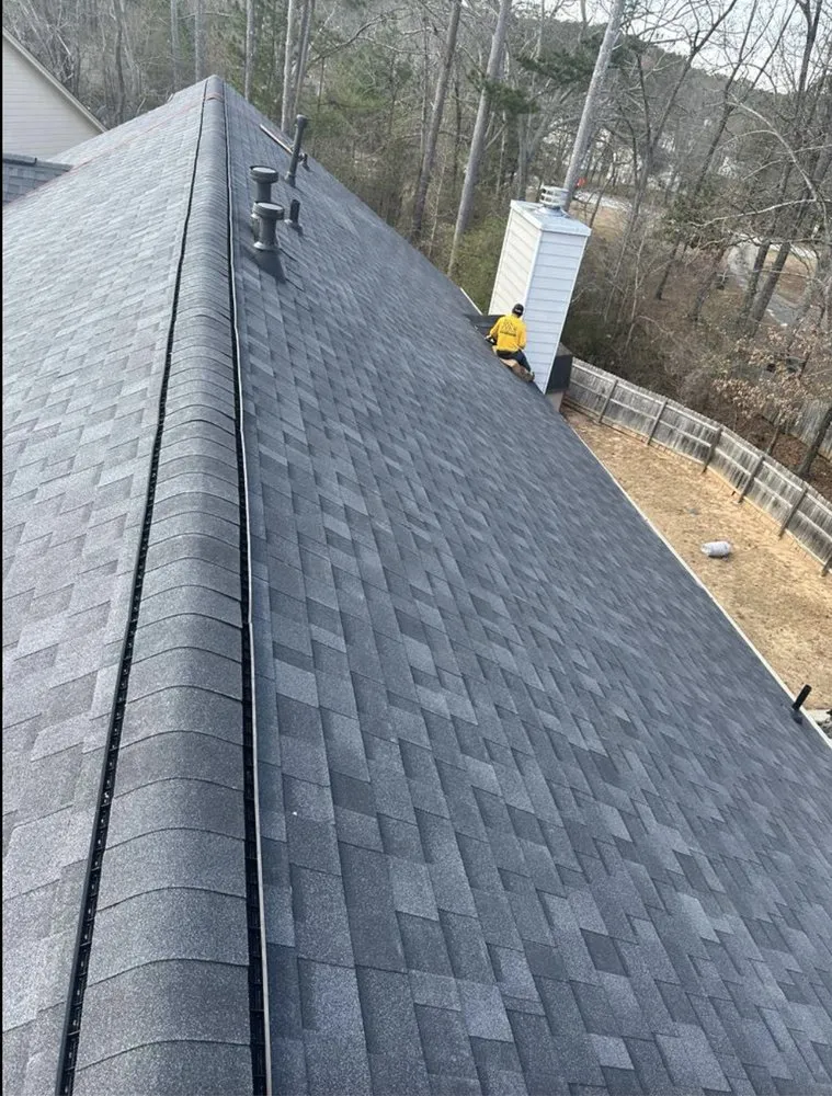 Emergency roof inspection experts serving Ellenwood, GA - Cross Fence Construction