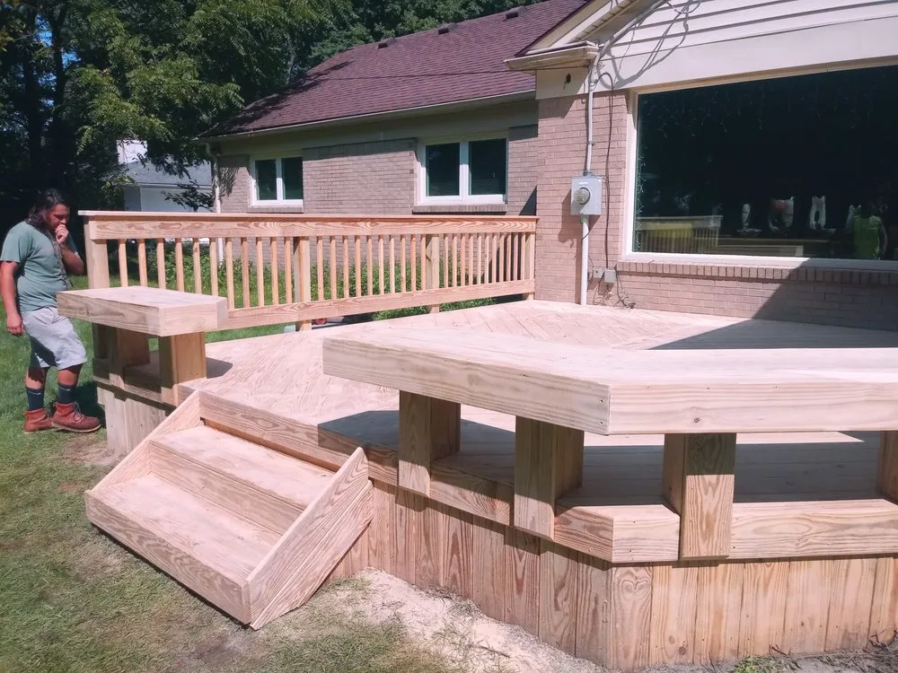 Slide of Crosscut Custom Decks