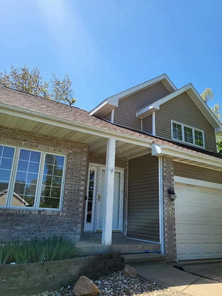 Slide of Crossline Contracting