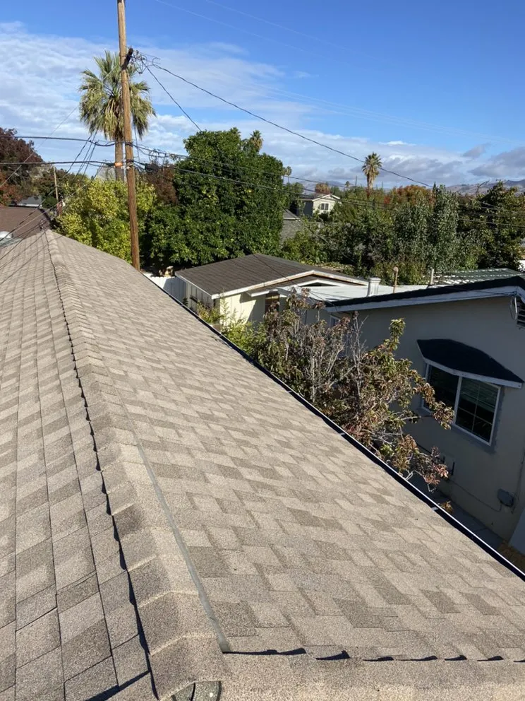 Slide of Crow Minor Roof & Gutter Services