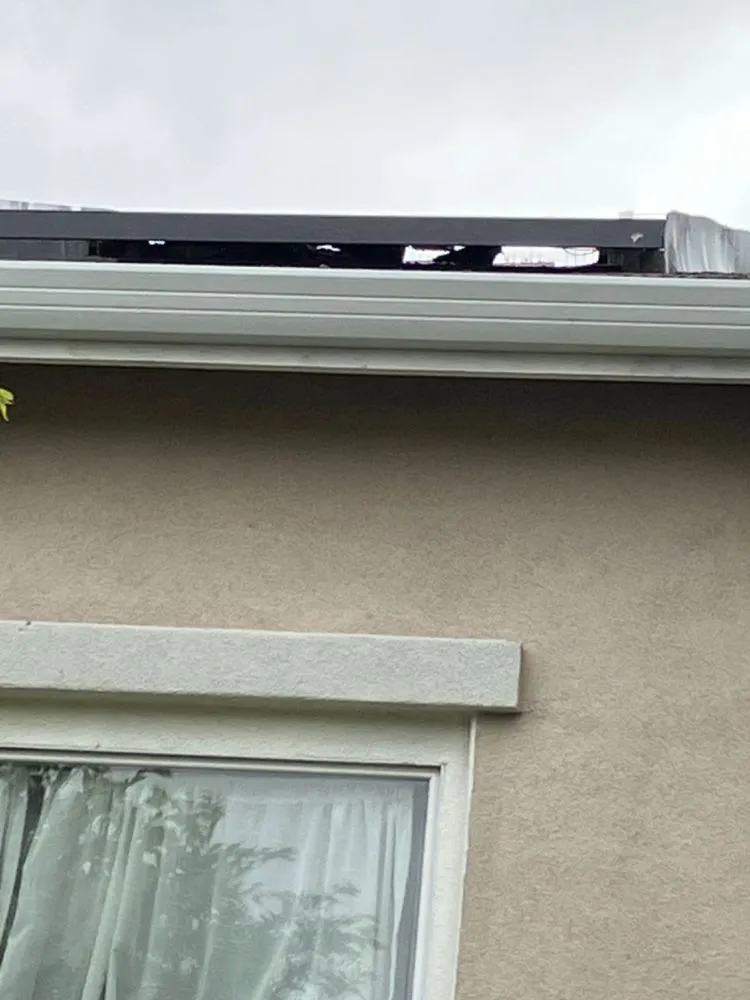 Slide of Crow Minor Roof & Gutter Services