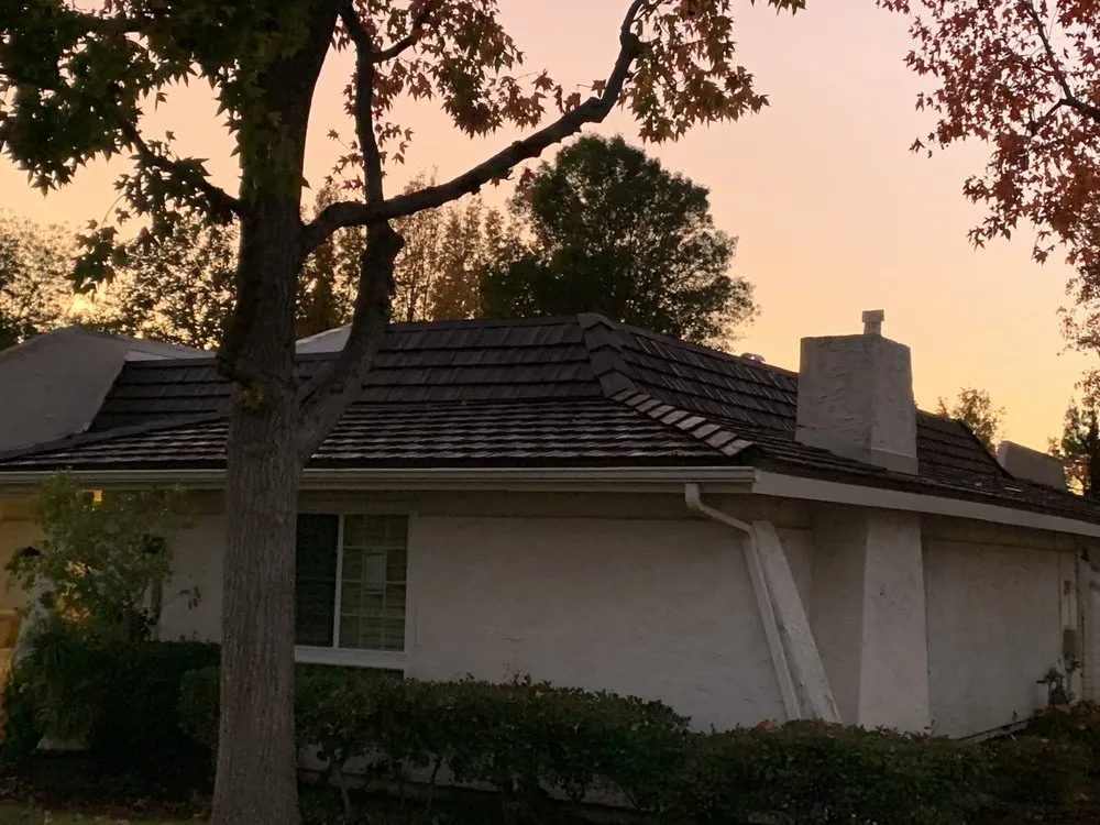 Slide of Crowne Roofing