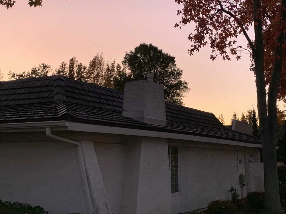 Slide of Crowne Roofing