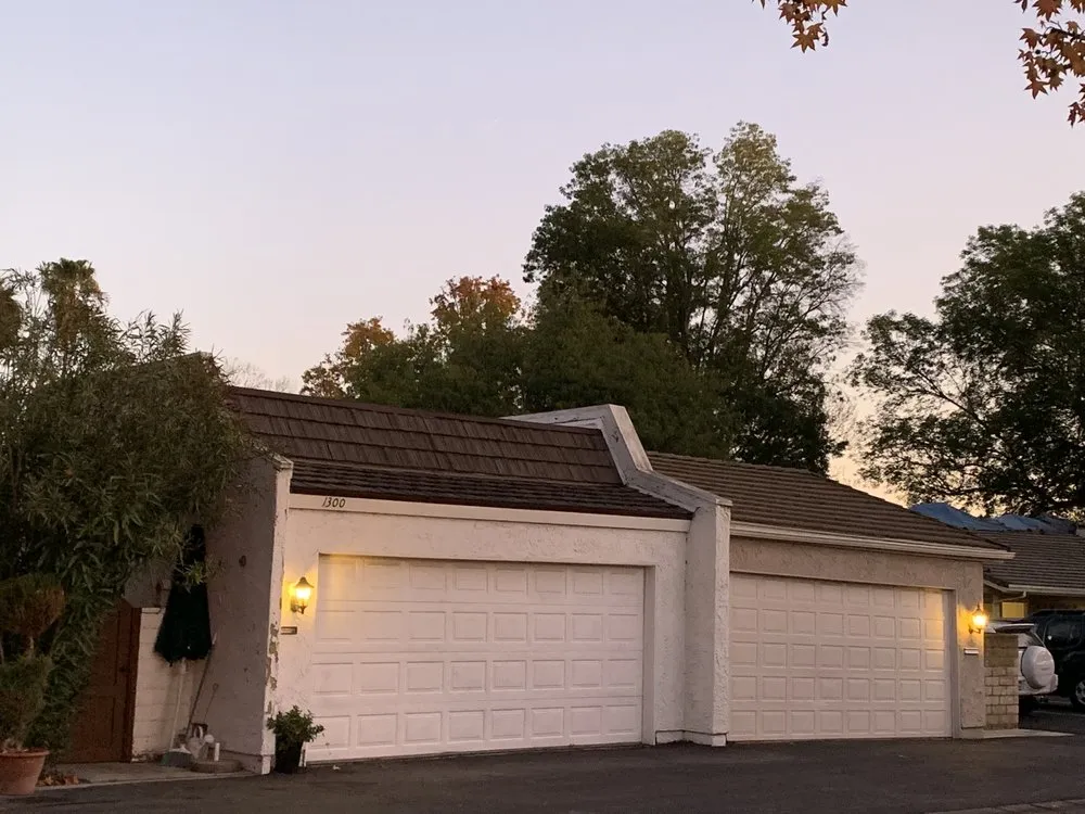 Slide of Crowne Roofing