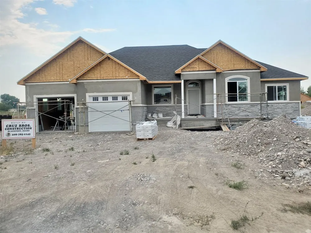 Slide of Cruz Brothers Construction