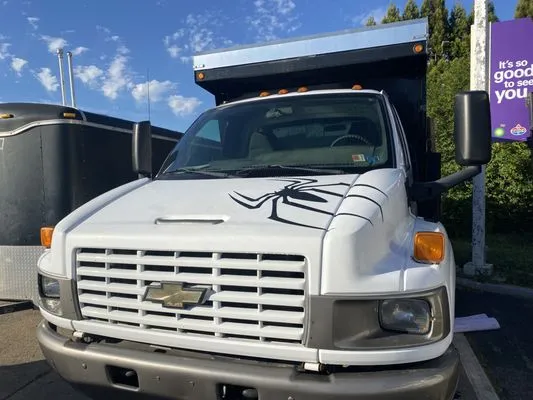 Cruz Construction & Sons Logo