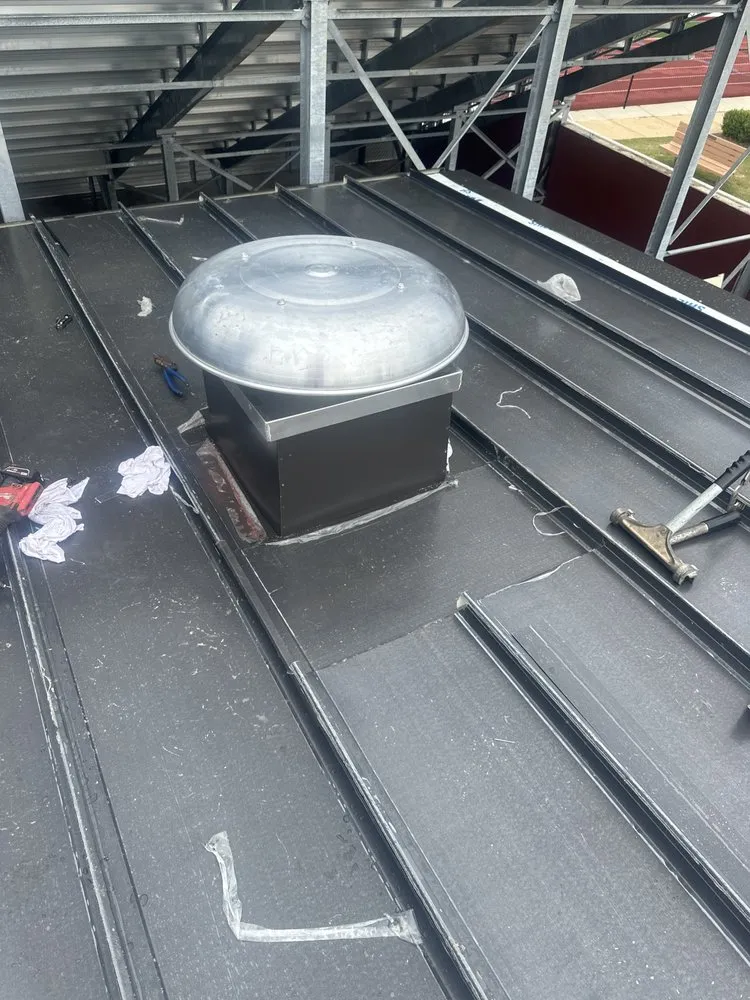 Slide of Cruz Metal Roof