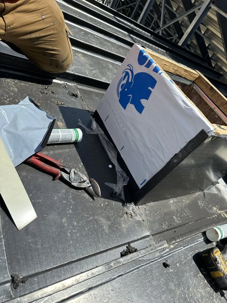 Slide of Cruz Metal Roof