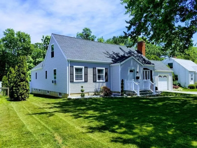 Slide of Cruz Roofing and Siding