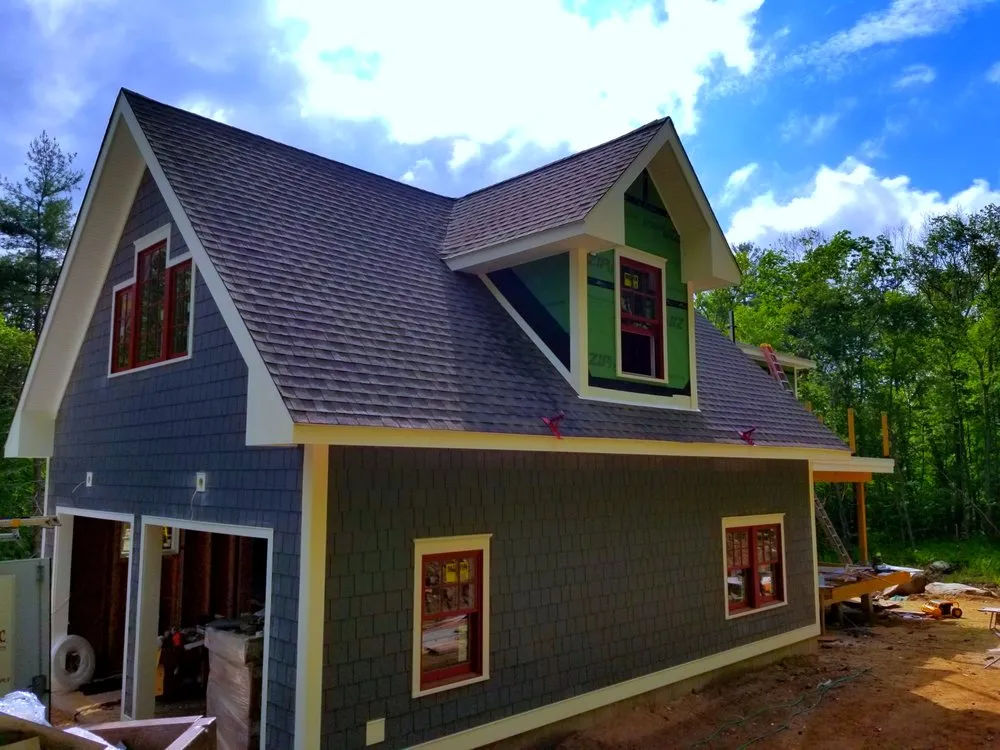 Slide of Cruz Roofing and Siding