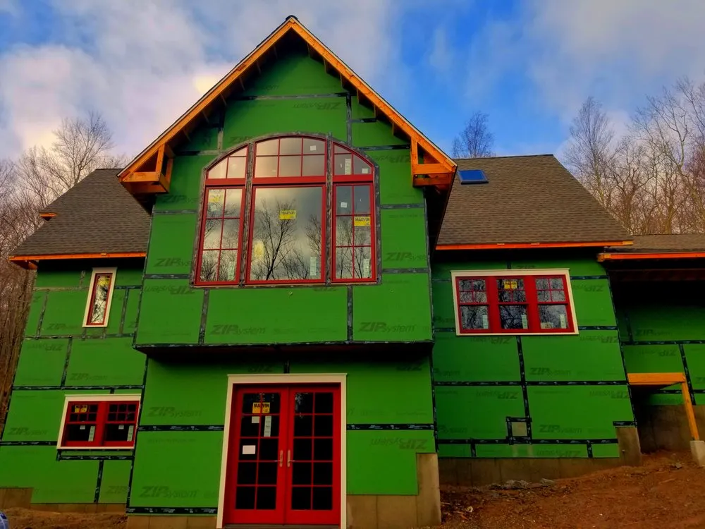 Slide of Cruz Roofing and Siding