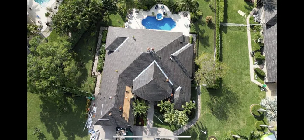 Slide of Cruz Roofing