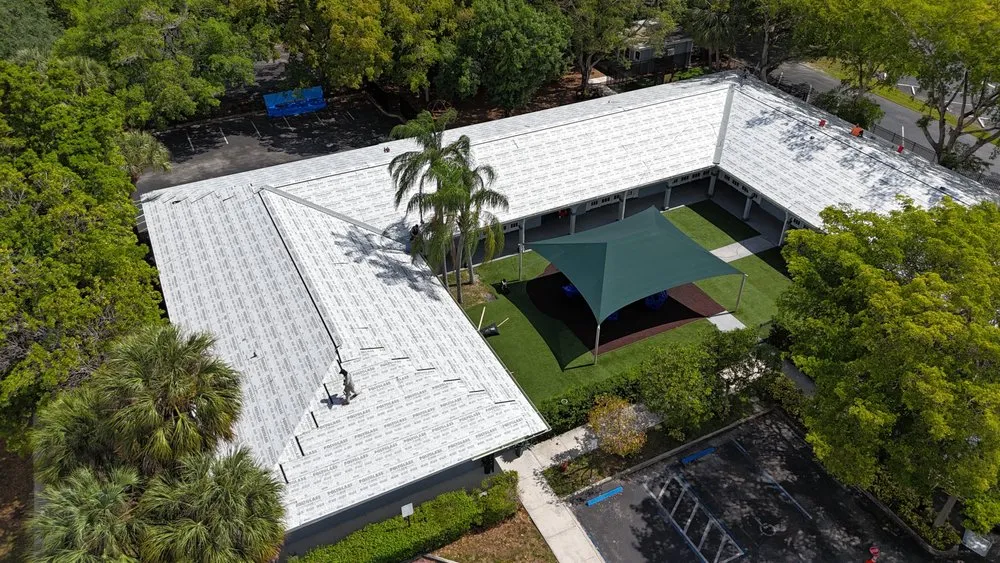 Slide of Cruz Roofing