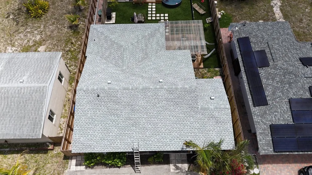 Slide of Cruz Roofing