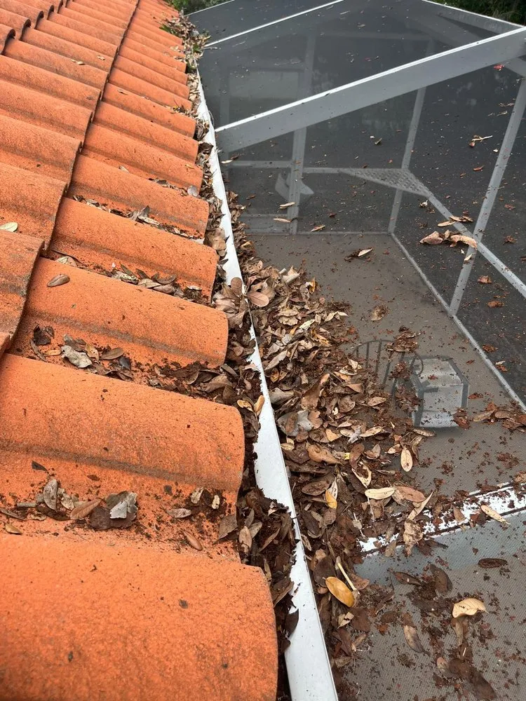 Slide of Cruz Roofing Repair